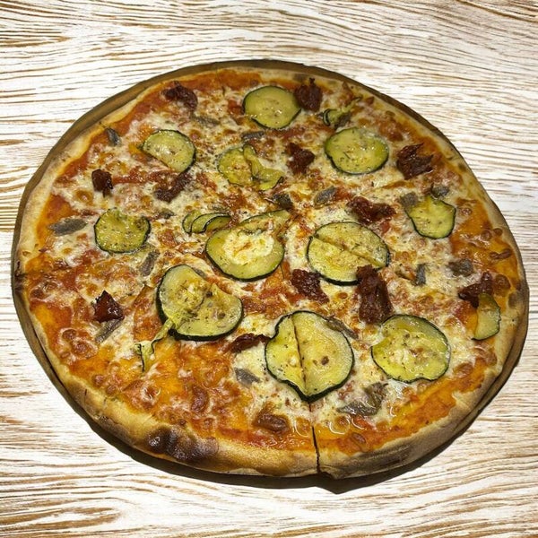 PIZZA GUSTOSA