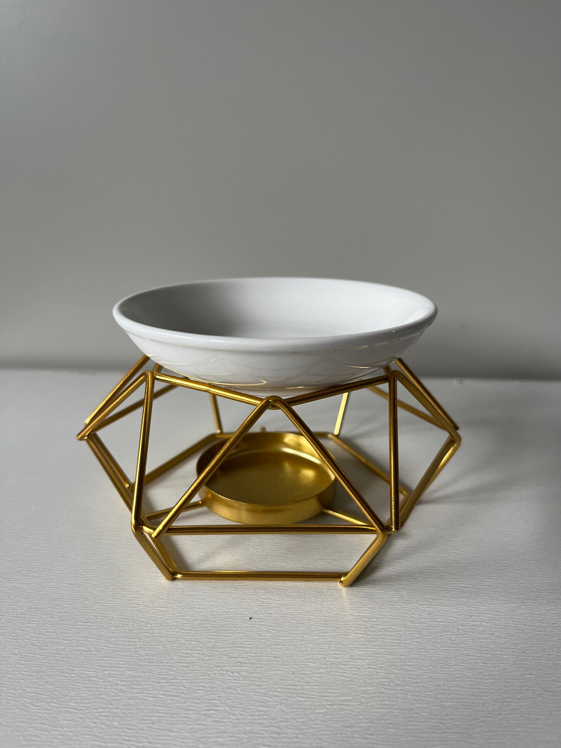 Gouden ruitvormige oliebrander