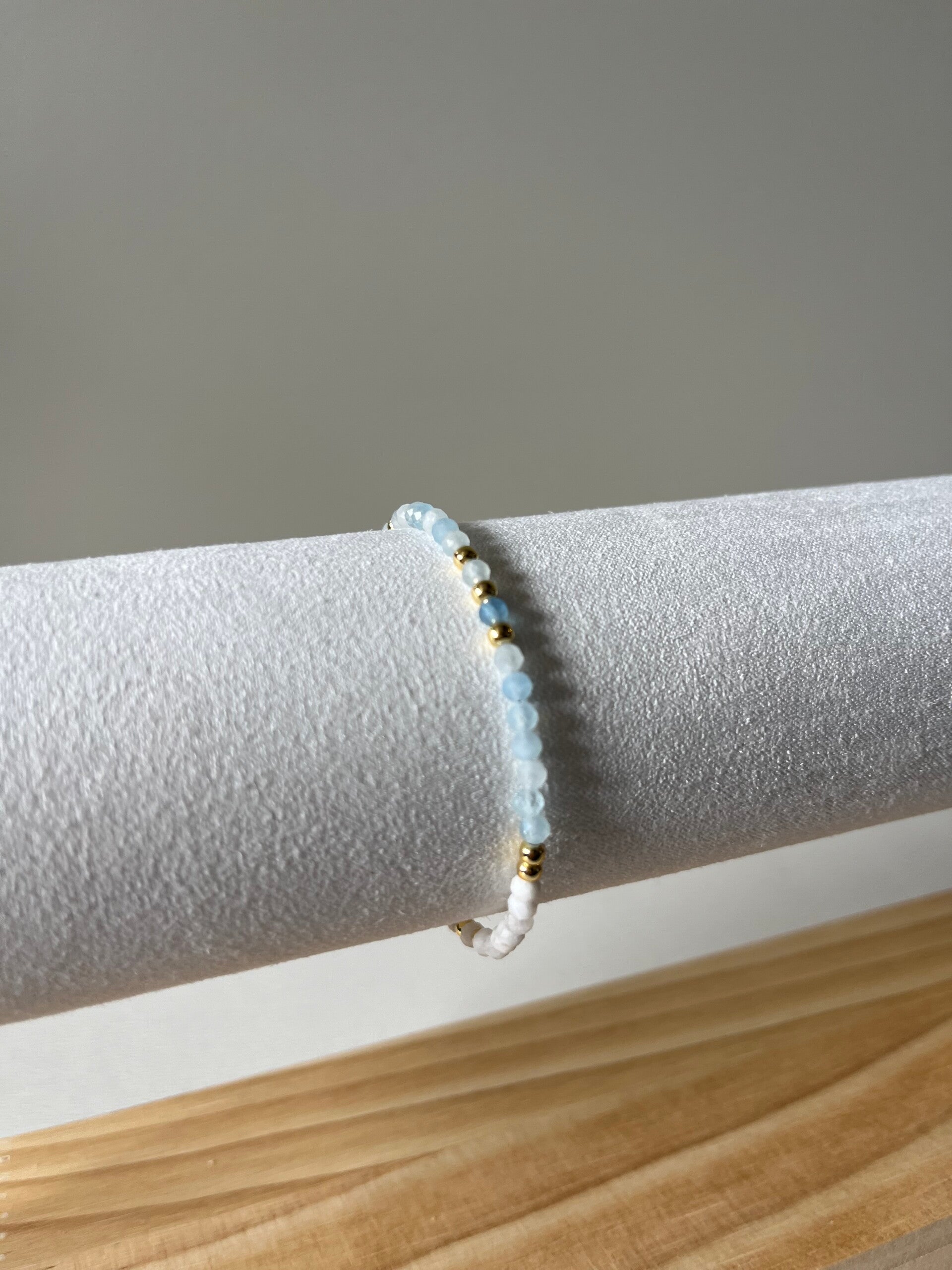 Aquamarijn en Maansteen armband