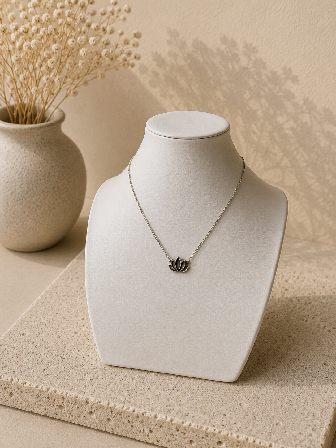 Sale! Lotus ketting