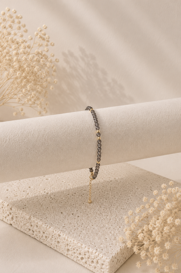 Nieuw! Rookkwarts kralenarmband