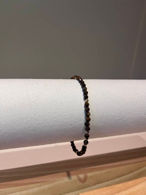 Kralenarmband van tijgeroog