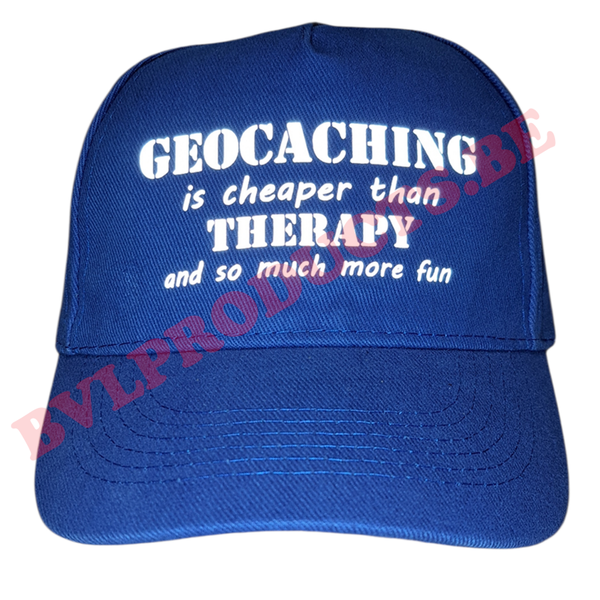 Caps bedrukt logo "Geocaching is cheaper than therapy and so much more fun"