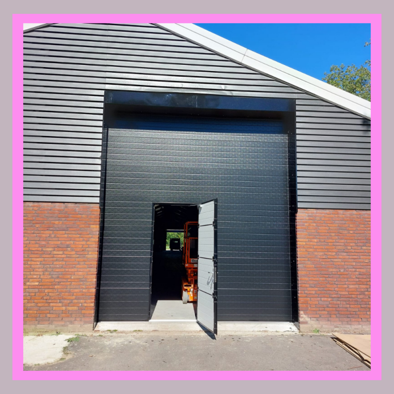 Overheaddeur met loopdeur, Beste Montage B.V.