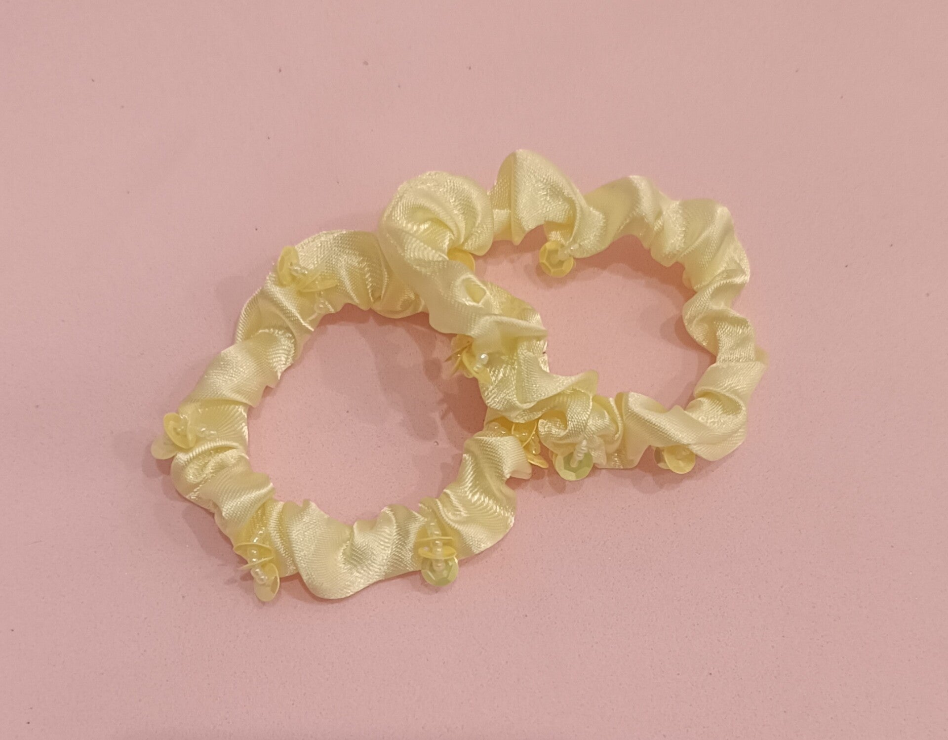 Elastici in raso giallo