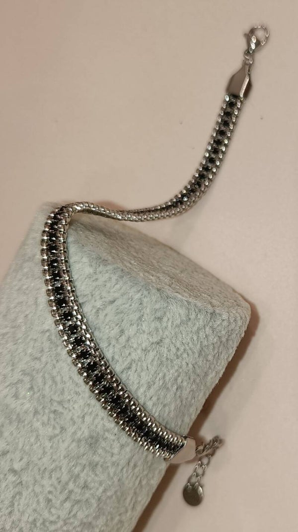 Bracciale con zirconi neri