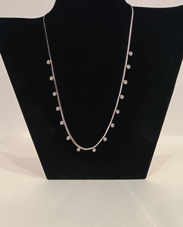 Collana Clear