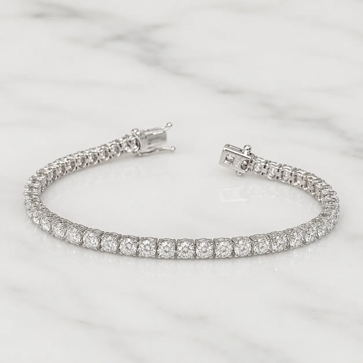 18k White Gold Lab-Grown Diamond Tennis Bracelet