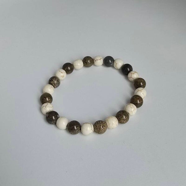 Monochroom Jaspis & Magnesiet Armband: De Essentie van Rust