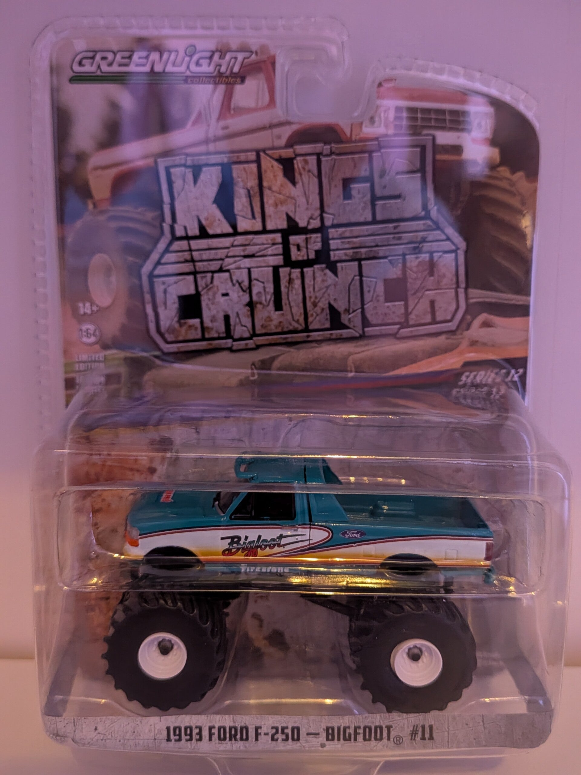 Bigfoot #11 - 1993 Ford F-250 Monster Truck / Greenlight 1/64