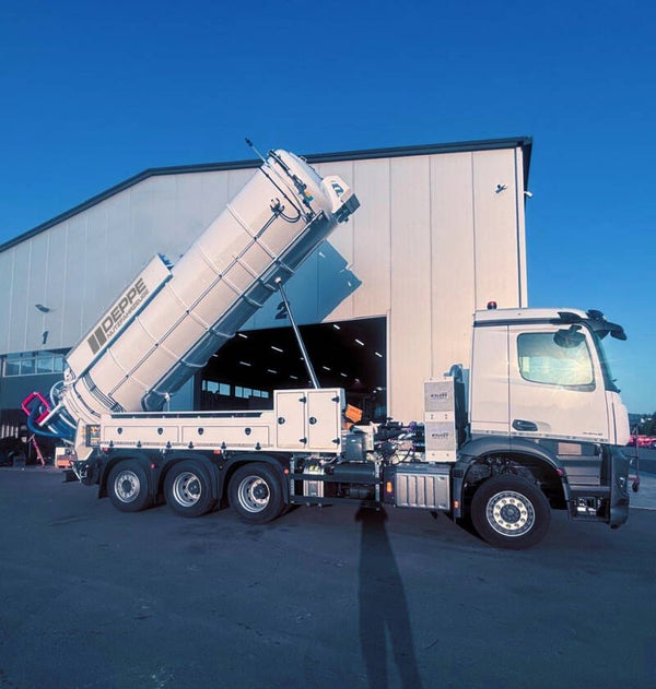 MAN 32.480 8X4 - 4 BL Saug-Druck Spüler Kipper - Saug- und Druckwagen mit Edelstahlbehälter