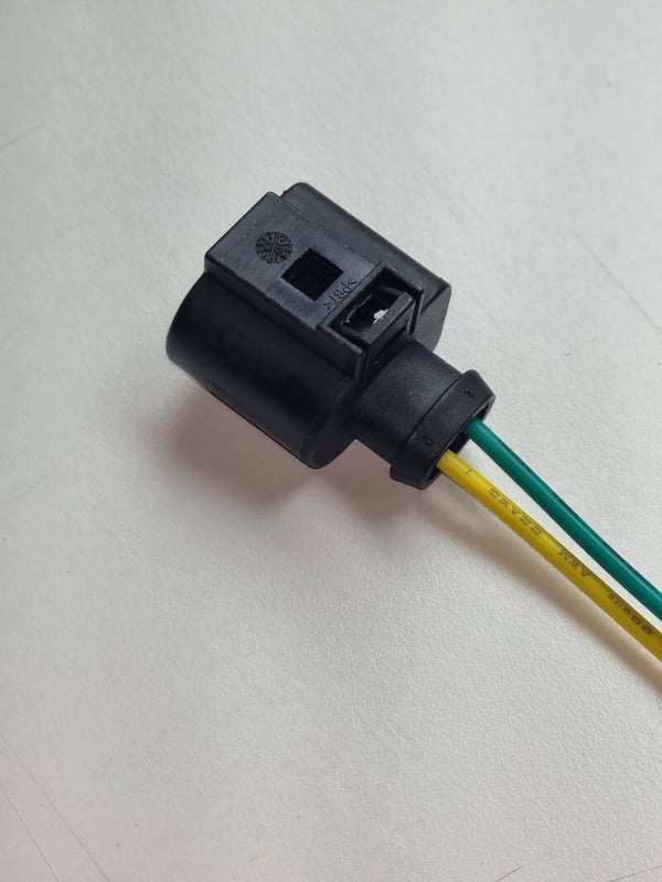 Scania side marker / Volvo visor light connector