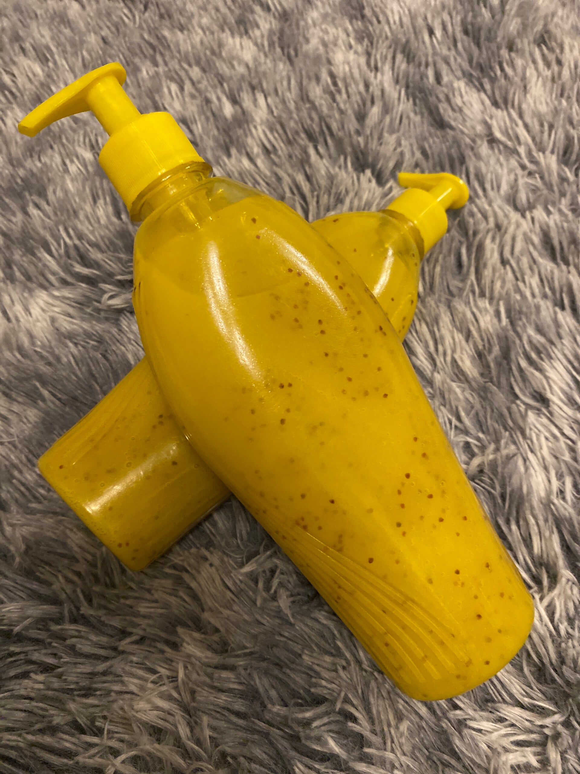 1 Gel douche gommant Metissé