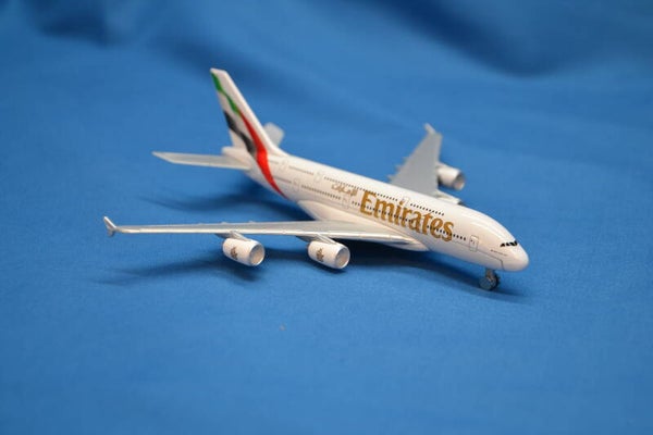 Airbus A380 Emirates new
