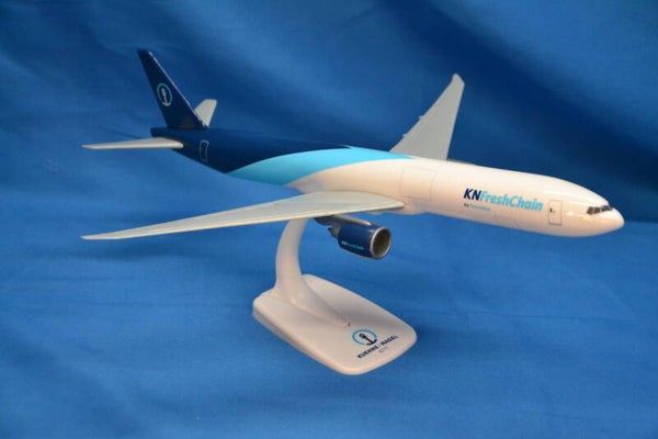Boeing B 777-300 ER F Kuehne Nagel Fresh Chain