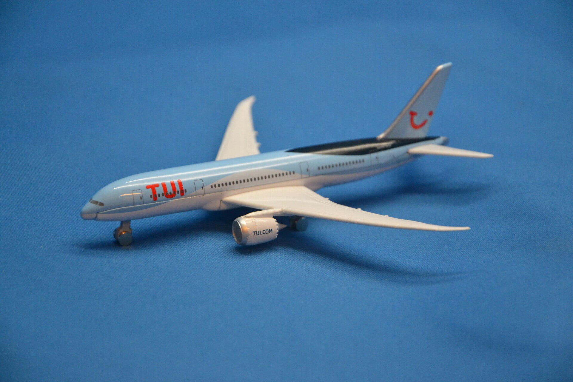 Boeing B 787 TUI Holland