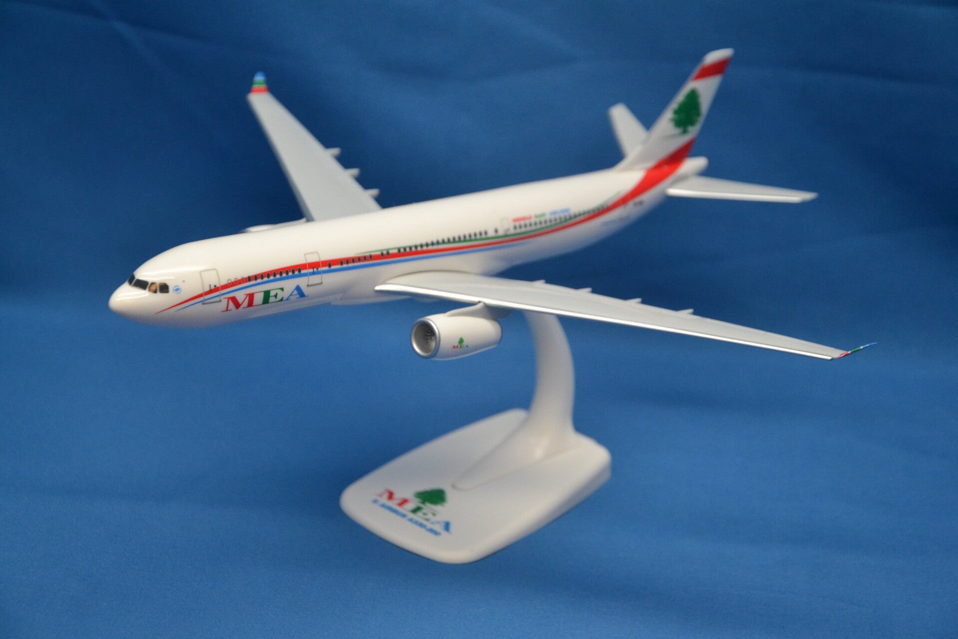 Airbus A330-200 MEA Middle East Airlines