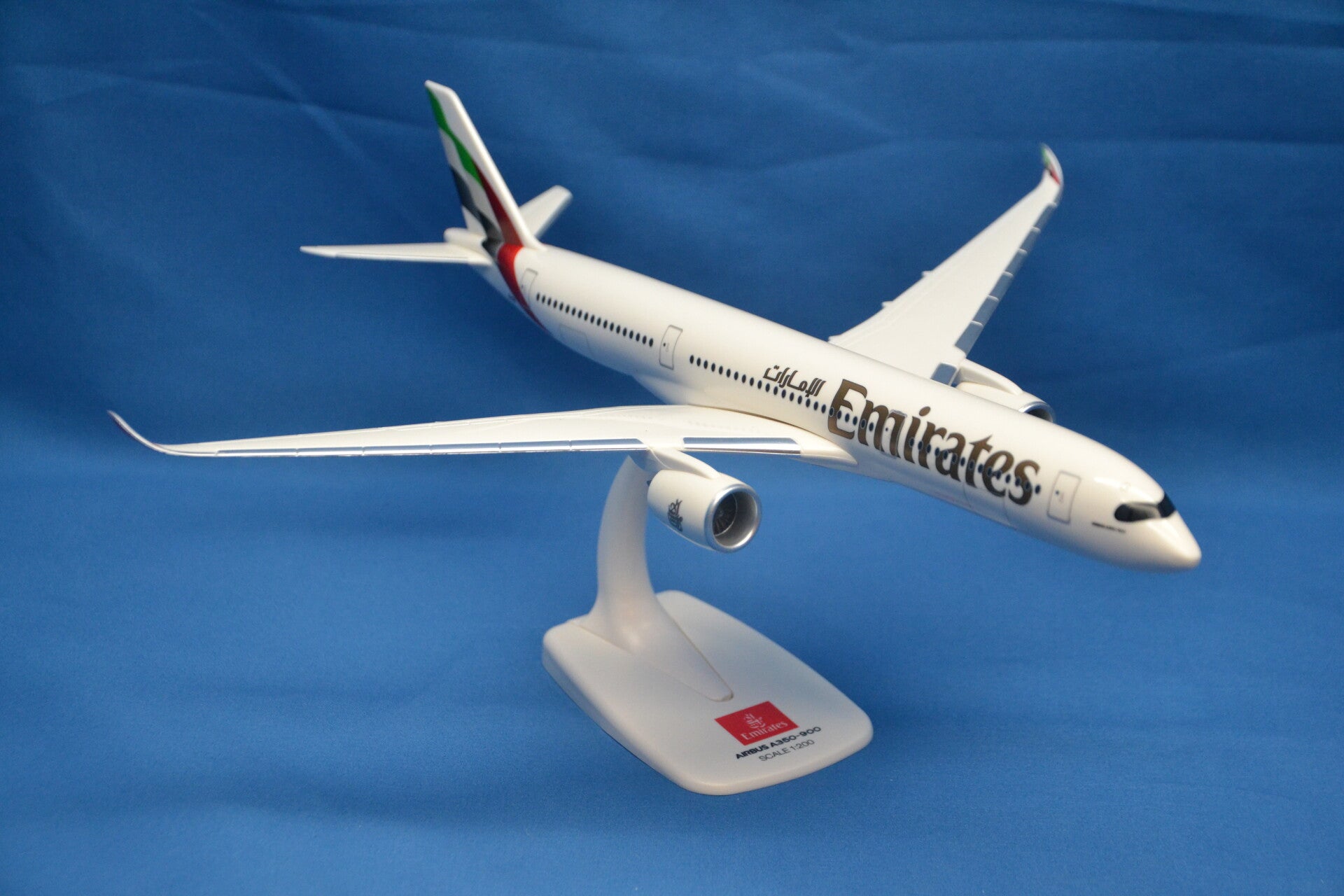 Airbus A350-900 Emirates new