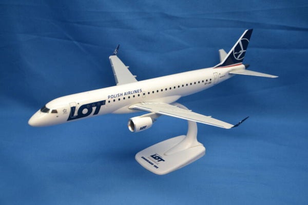 Embraer 195 LOT