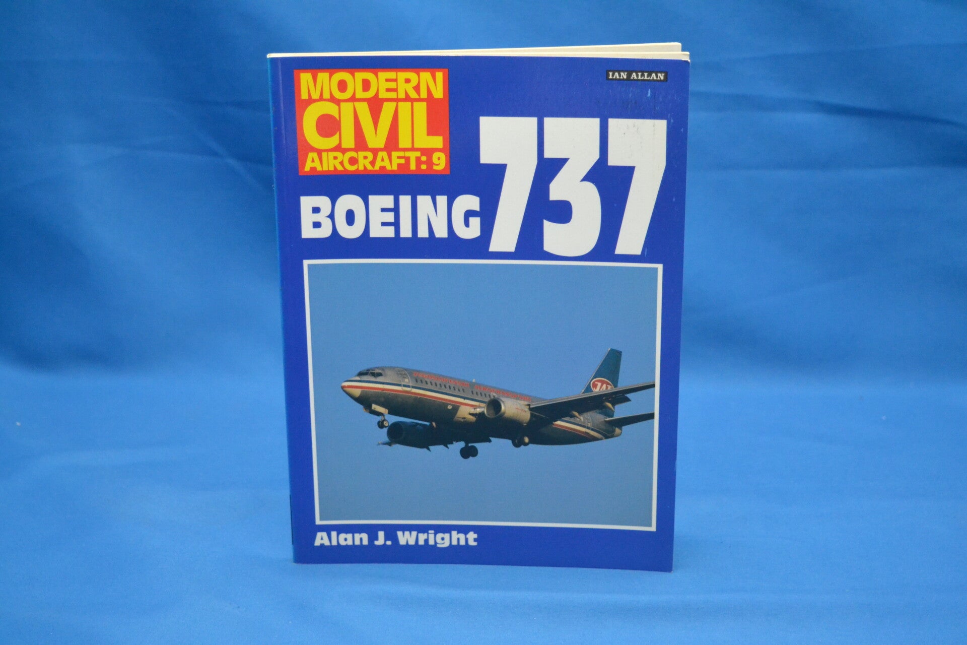 Modern Civil Aircraft 9 (B 737)