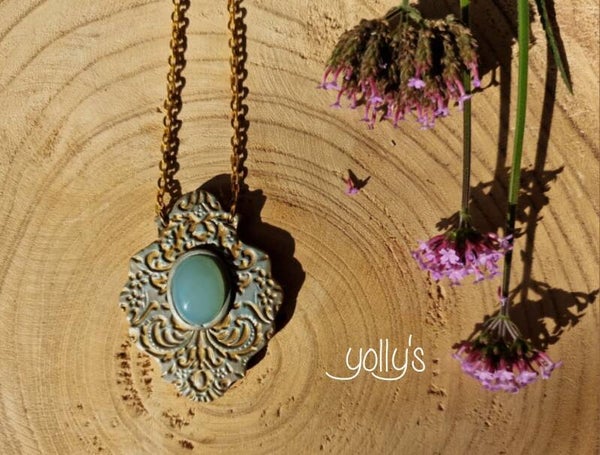 Blauwe Chalcedoon in Polymeer ketting