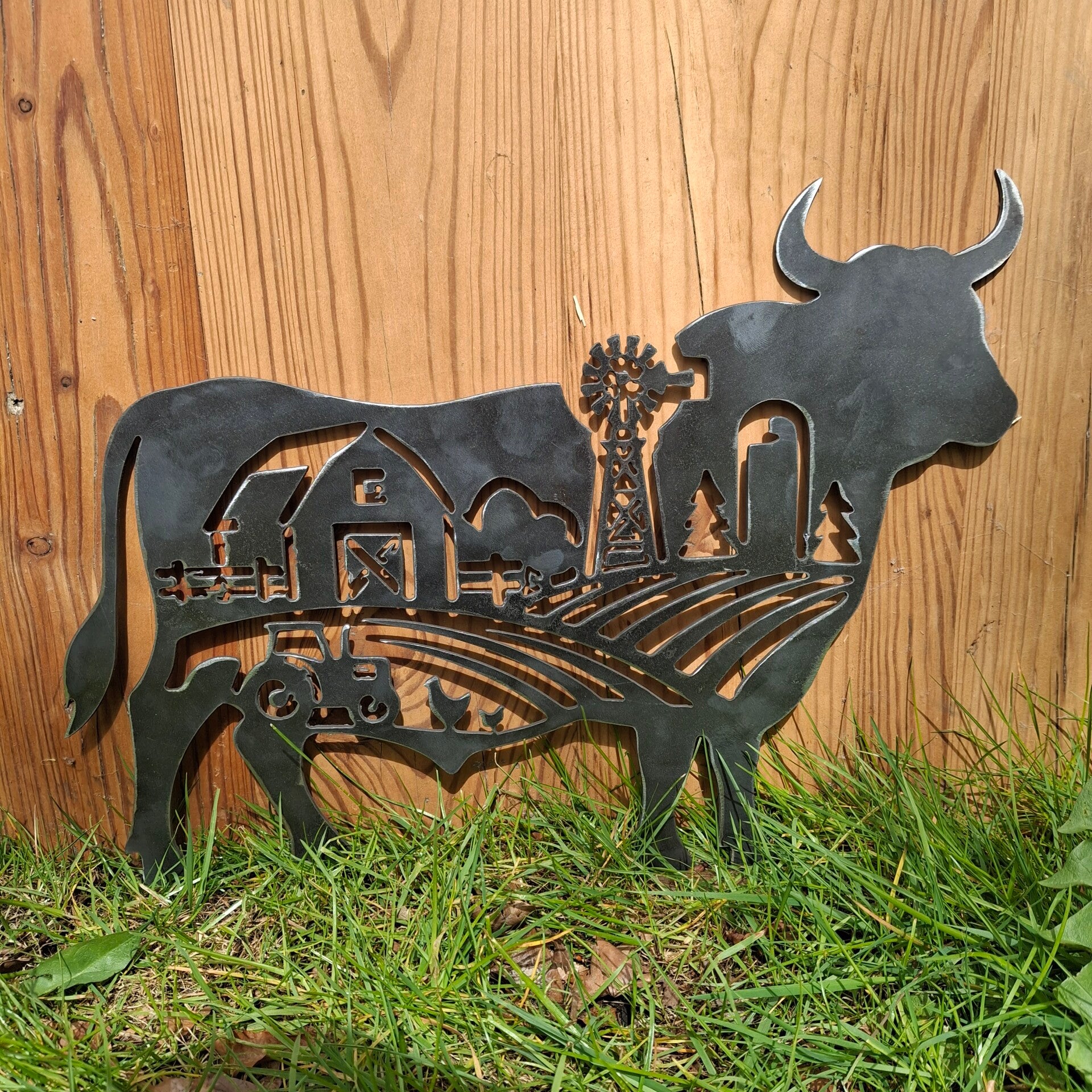 Koe en Boerderij - Metalen wanddecoratie
