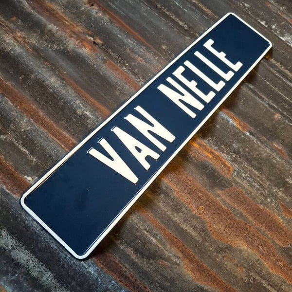 Van Nelle - Metalen nummerplaat oud blauw