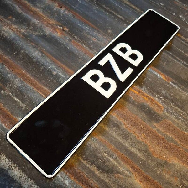 BZB - Metalen nummerplaat zwart
