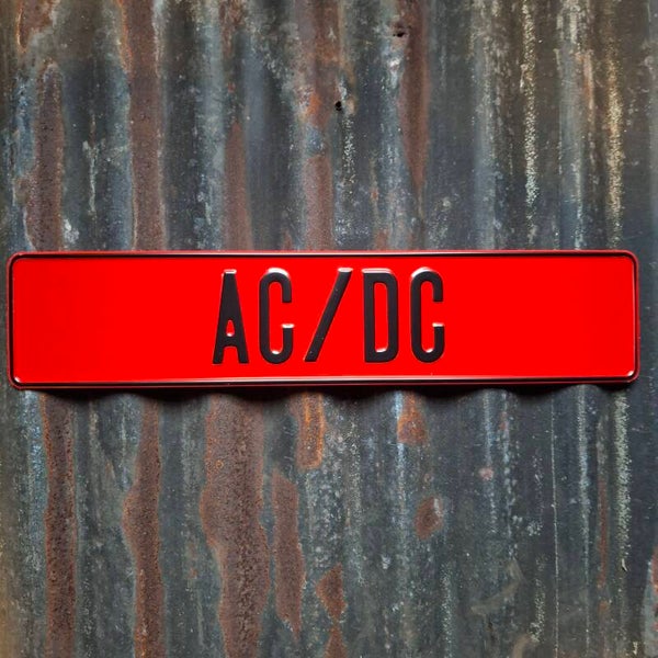 AC/DC - Metalen nummerplaat rood