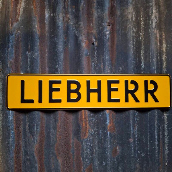 Liebherr - Metalen nummerplaat geel