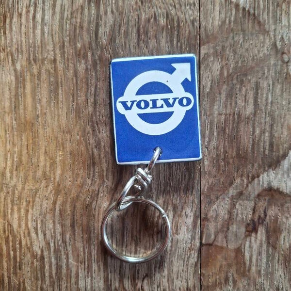 Volvo sleutelhanger - Emaille
