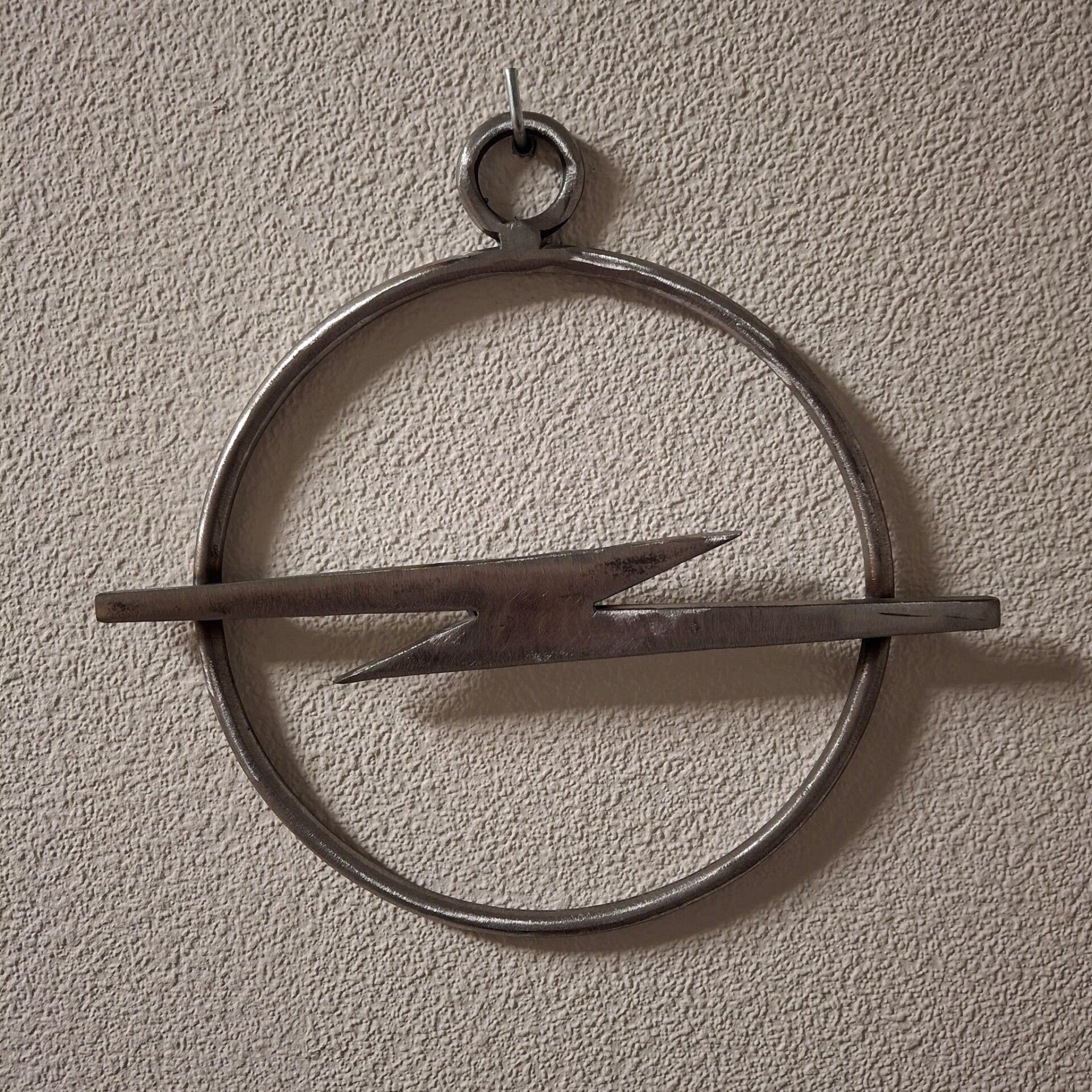 Opel Logo - IJzerwerk