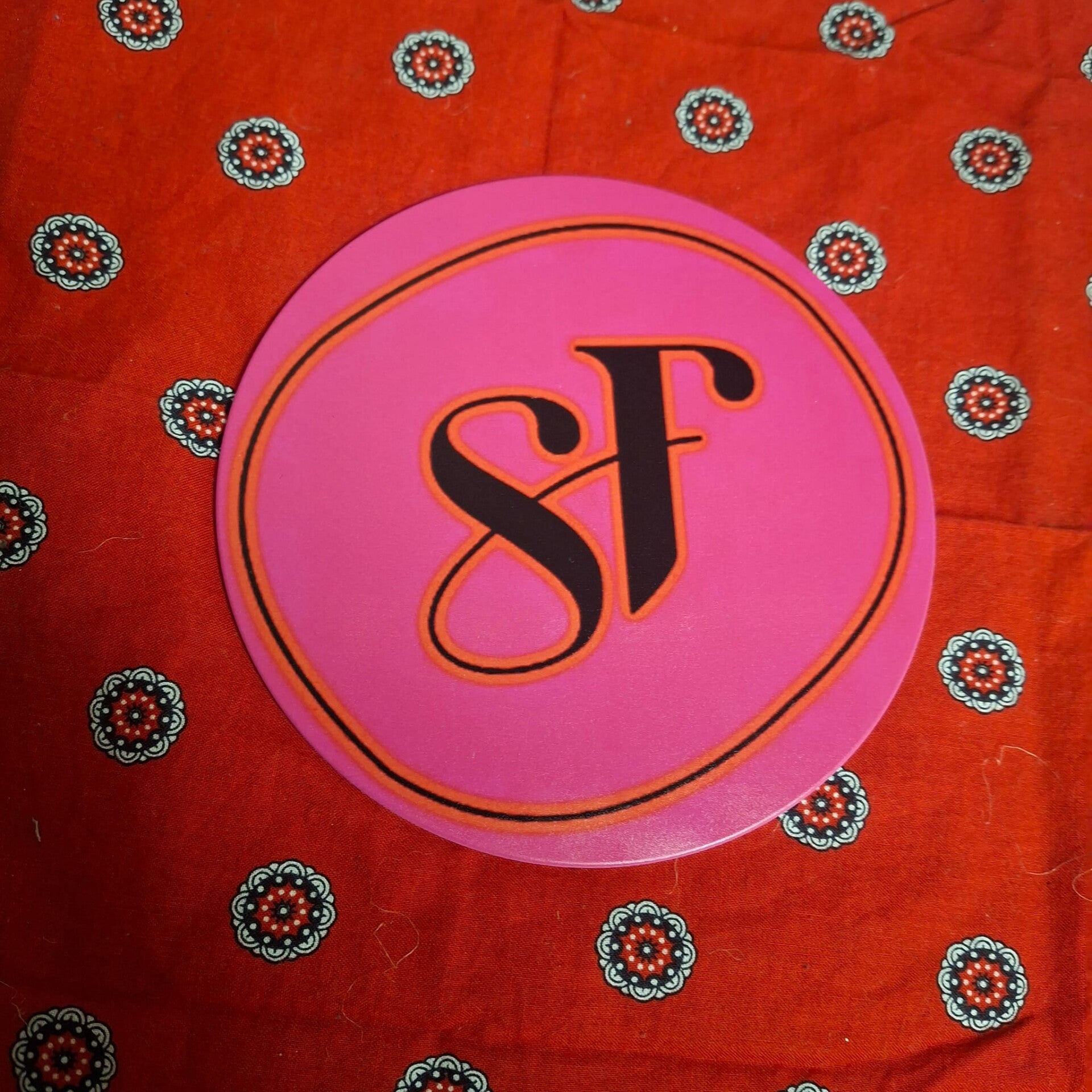 Suzan en Freek Logo - Rond metalen wandbord