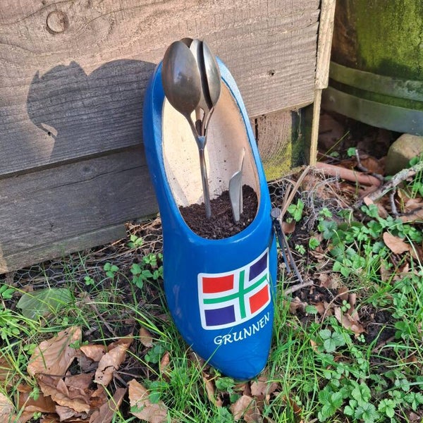 Klomp Groningen met ijzerwerk - Houten decoratie