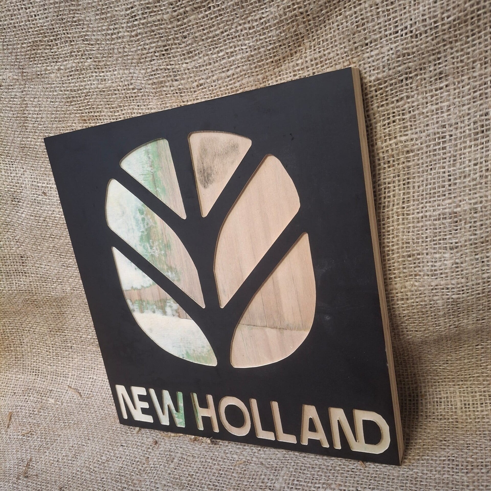 New Holland - Houten wanddecoratie