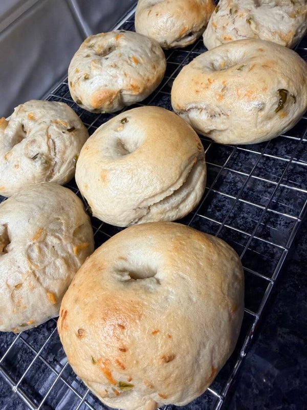 Cheddar Jalapeño Sourdough Bagels - 6 ct