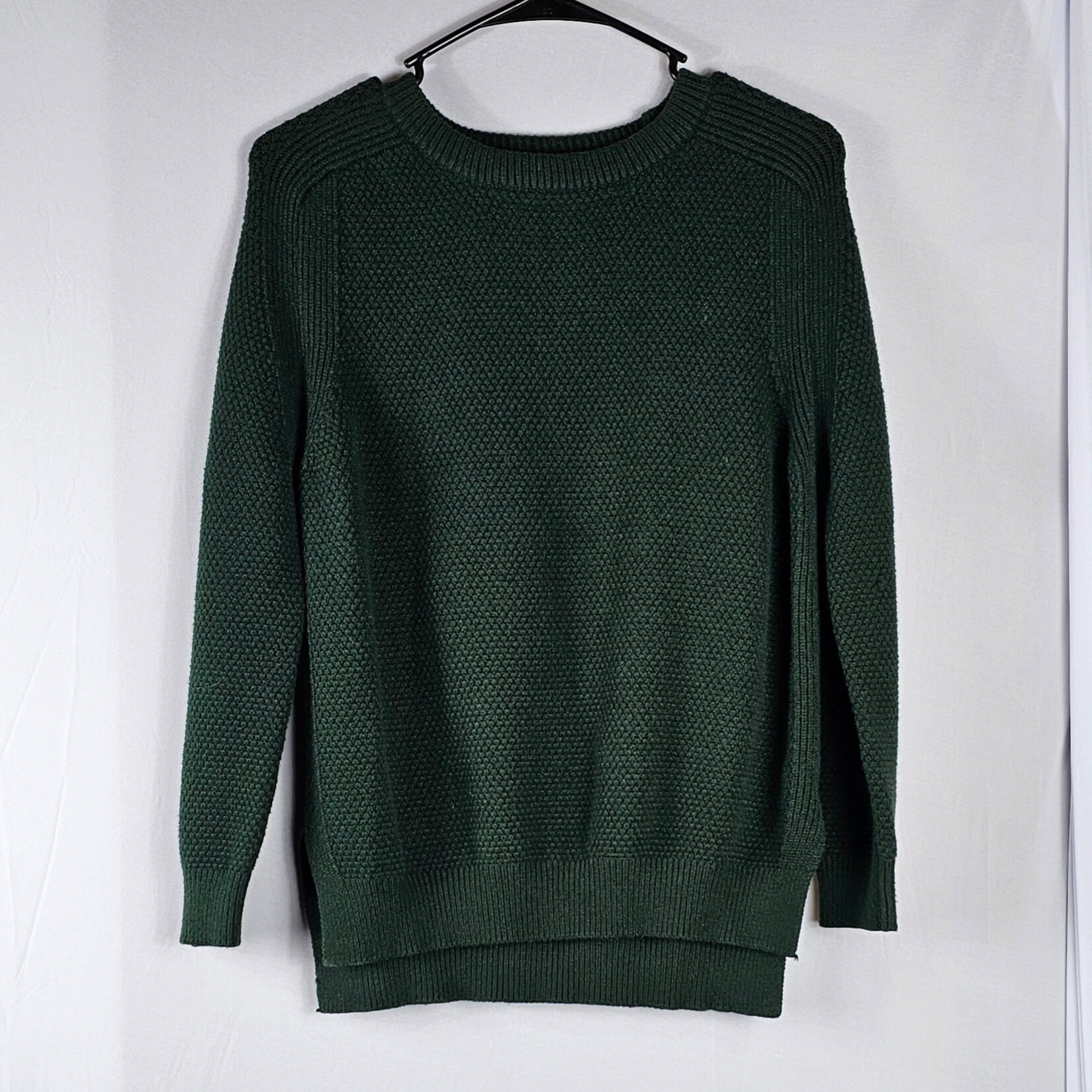 Rocorose Women's Sweater Size Medium