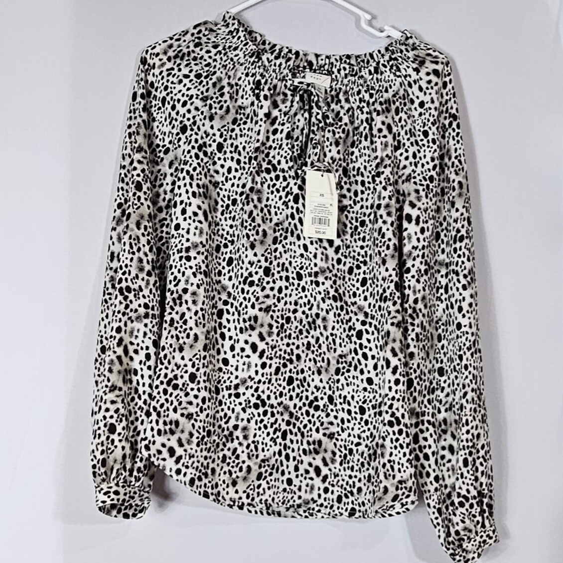 A New Day Pullover NWT Size XS