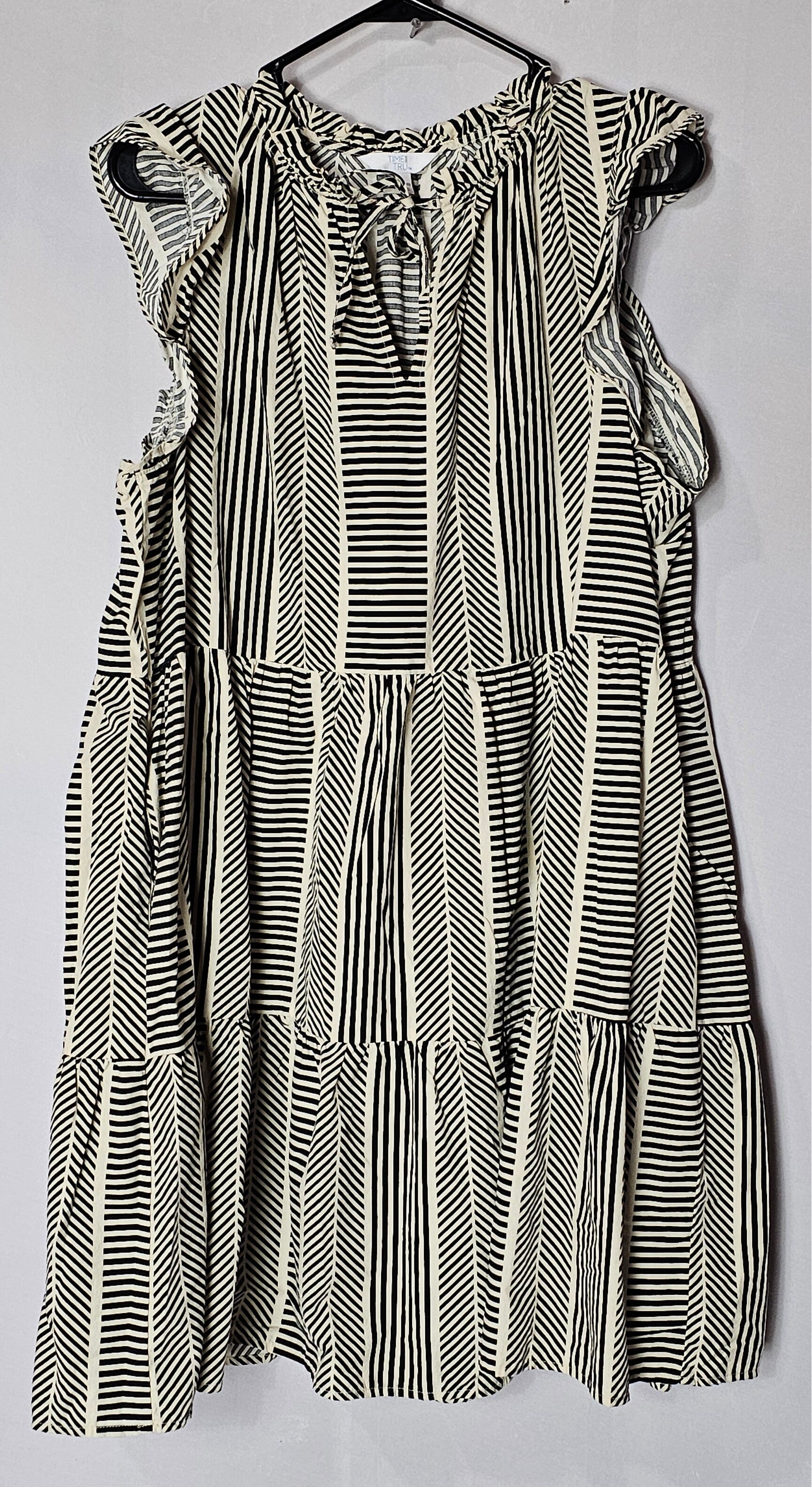 Time & Tru Sleeves Flowy Dress Size XL 16/18