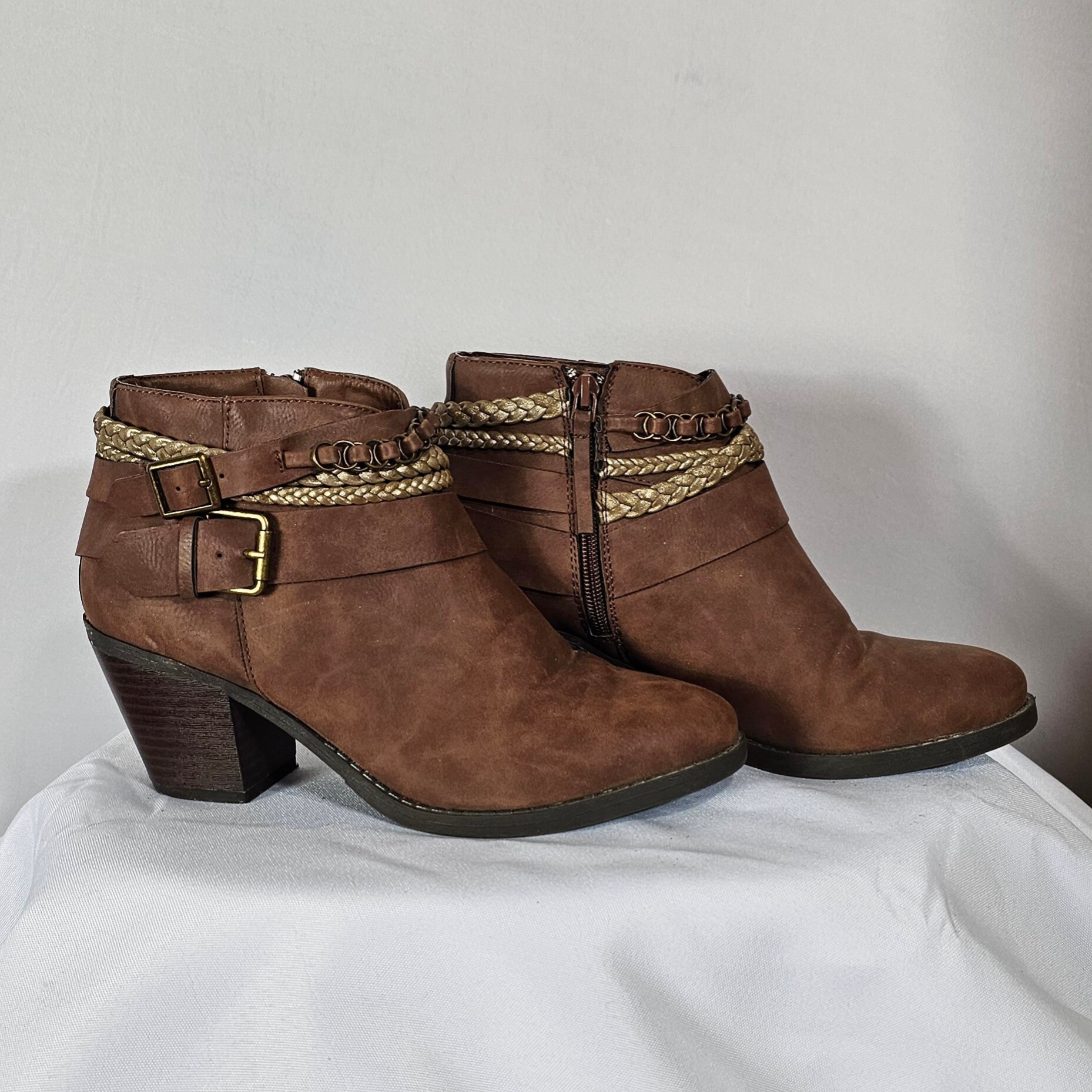 Sugar Women's Heeled Booties Size 7.5