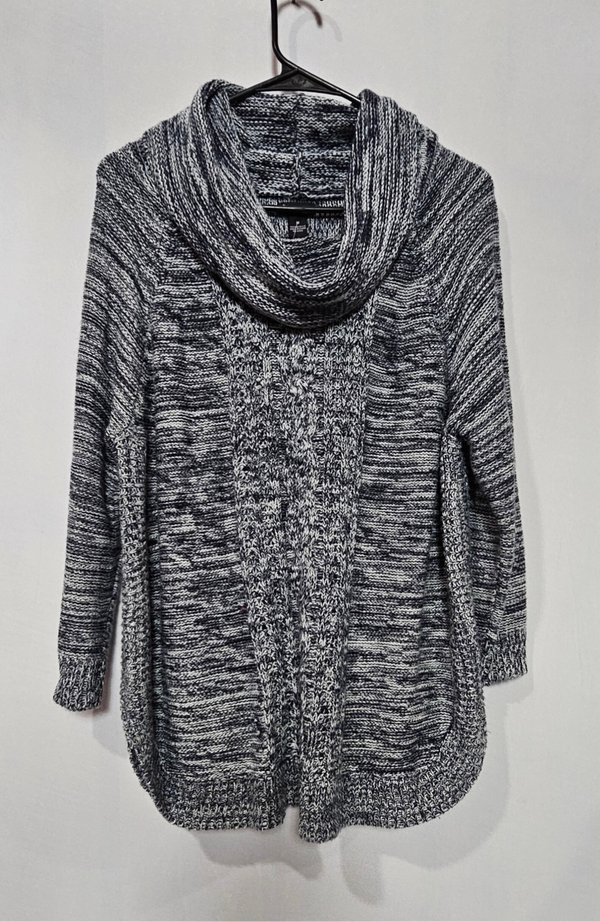 New Directions Oversized Cowl Neck Sweater Size Medium