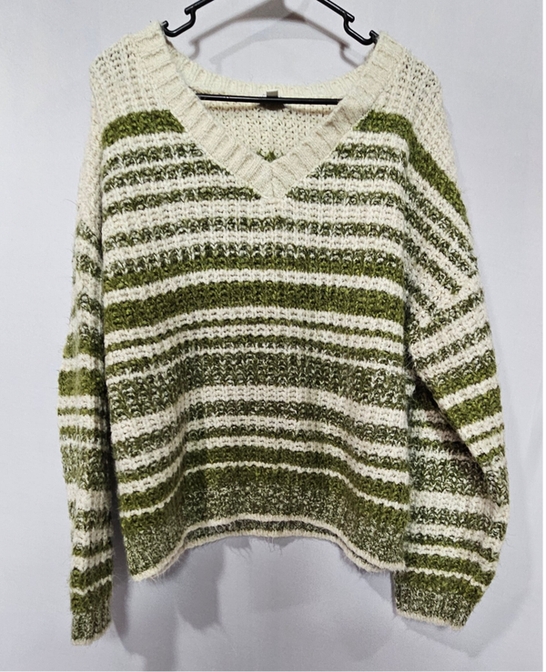 Wonderly V-Neck Sweater Size Extra Large