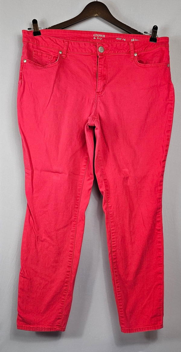 Crown & Ivy Skinny Size 14