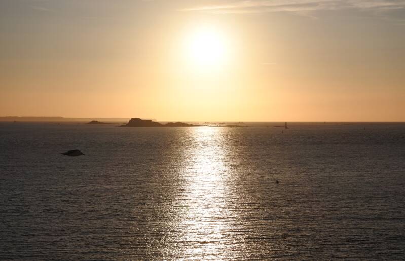 coucher-de-soleil-1-standard-vus1zt.jpg