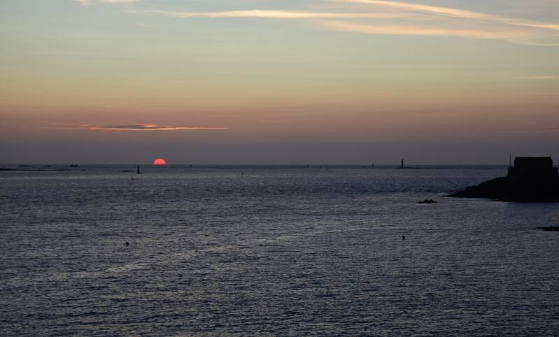 coucher-de-soleil-10-standard-emrfc8.jpg