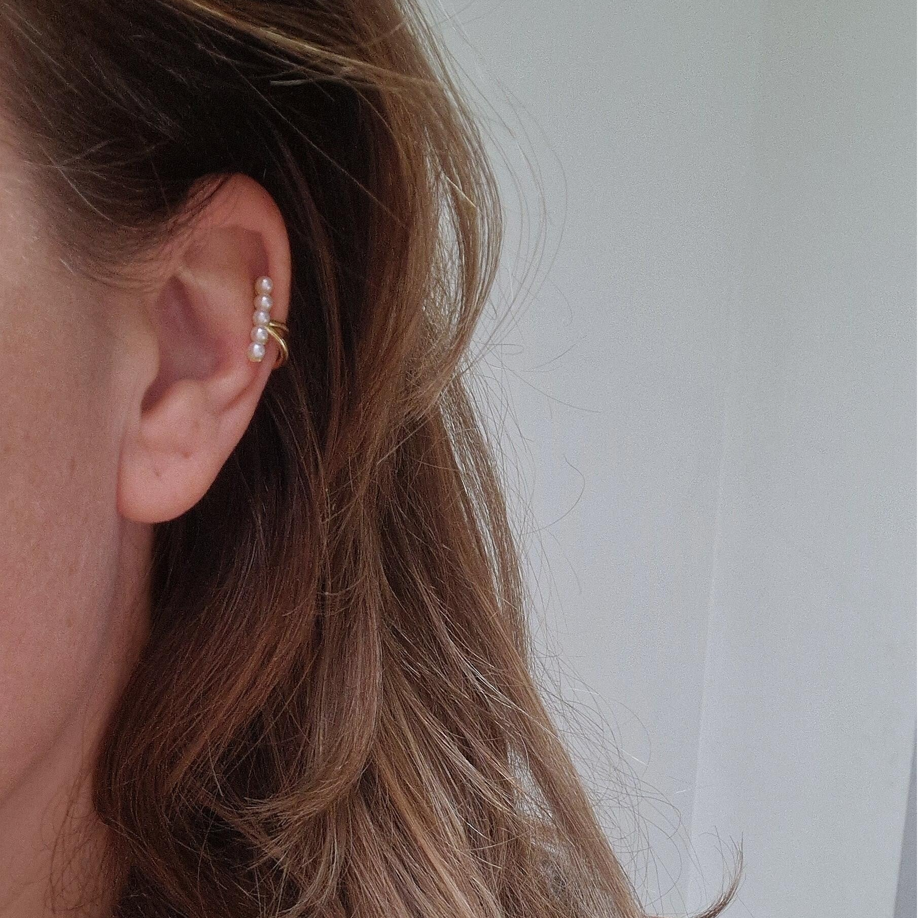Parel earcuff goud