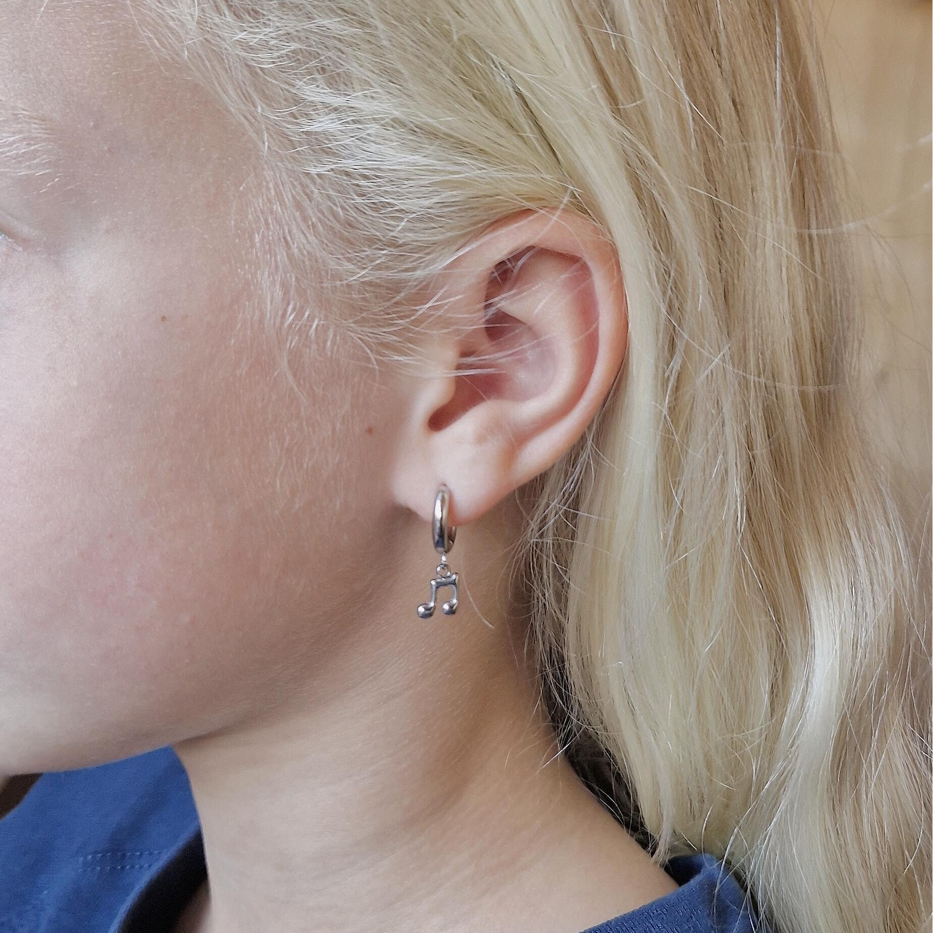 Oorbellen muzieknoot hanger