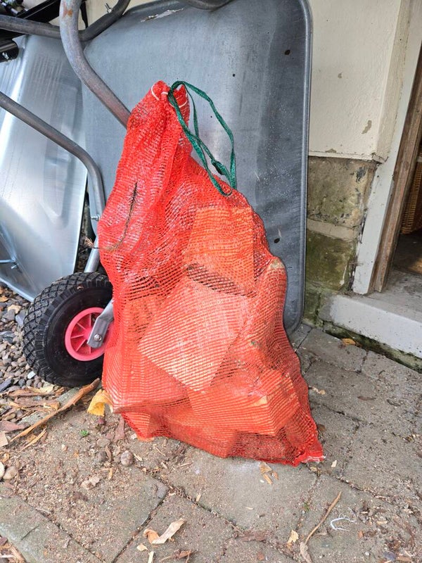 3x5kg net sacks.
