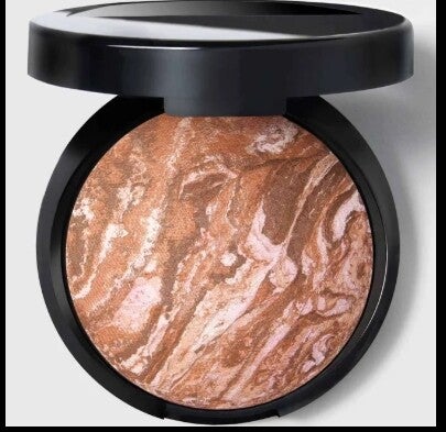 Laura Geller Baked Bronze-N-Brighten Multipurpose Bronzer – Medium