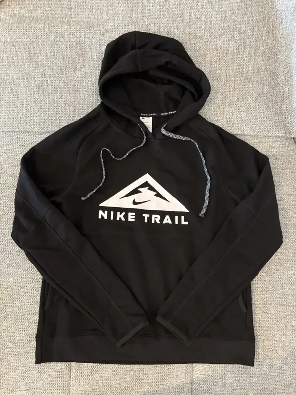 pull trail nike